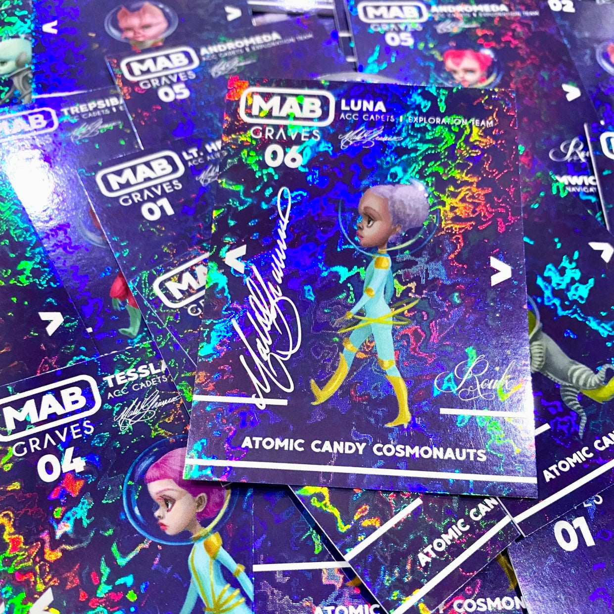 Mab Graves "Atomic Candy Cosmonauts" Artist Trading Cards - Factory Sealed Case (6 Hobby Boxes) - Napsyy Shop