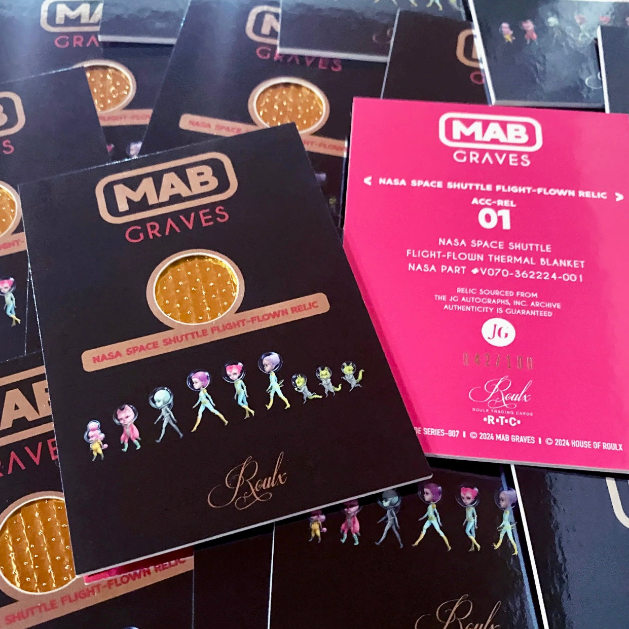 Mab Graves "Atomic Candy Cosmonauts" Artist Trading Cards - Factory Sealed Case (6 Hobby Boxes) - Napsyy Shop